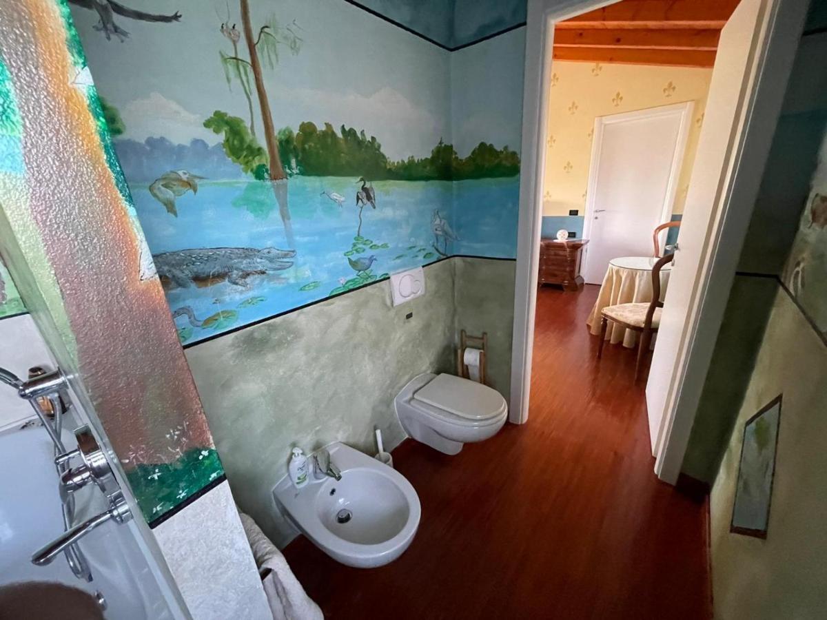 Lussuosa Villa Vicino Alla Stazione Caronno Pertusella Екстериор снимка