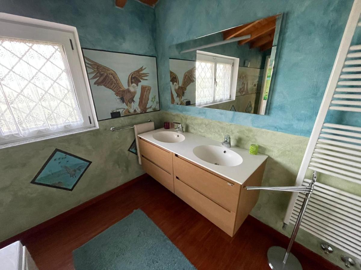 Lussuosa Villa Vicino Alla Stazione Caronno Pertusella Екстериор снимка