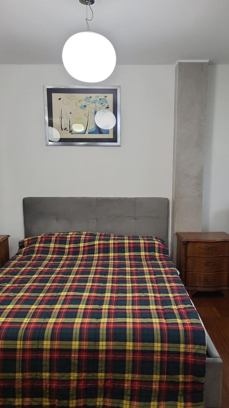 Lussuosa Villa Vicino Alla Stazione Caronno Pertusella Екстериор снимка